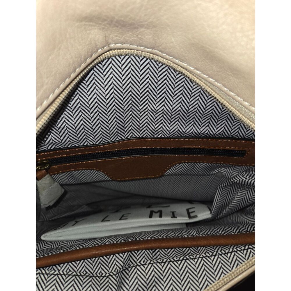 Leather-Style Backpack - Picture 3 of 4